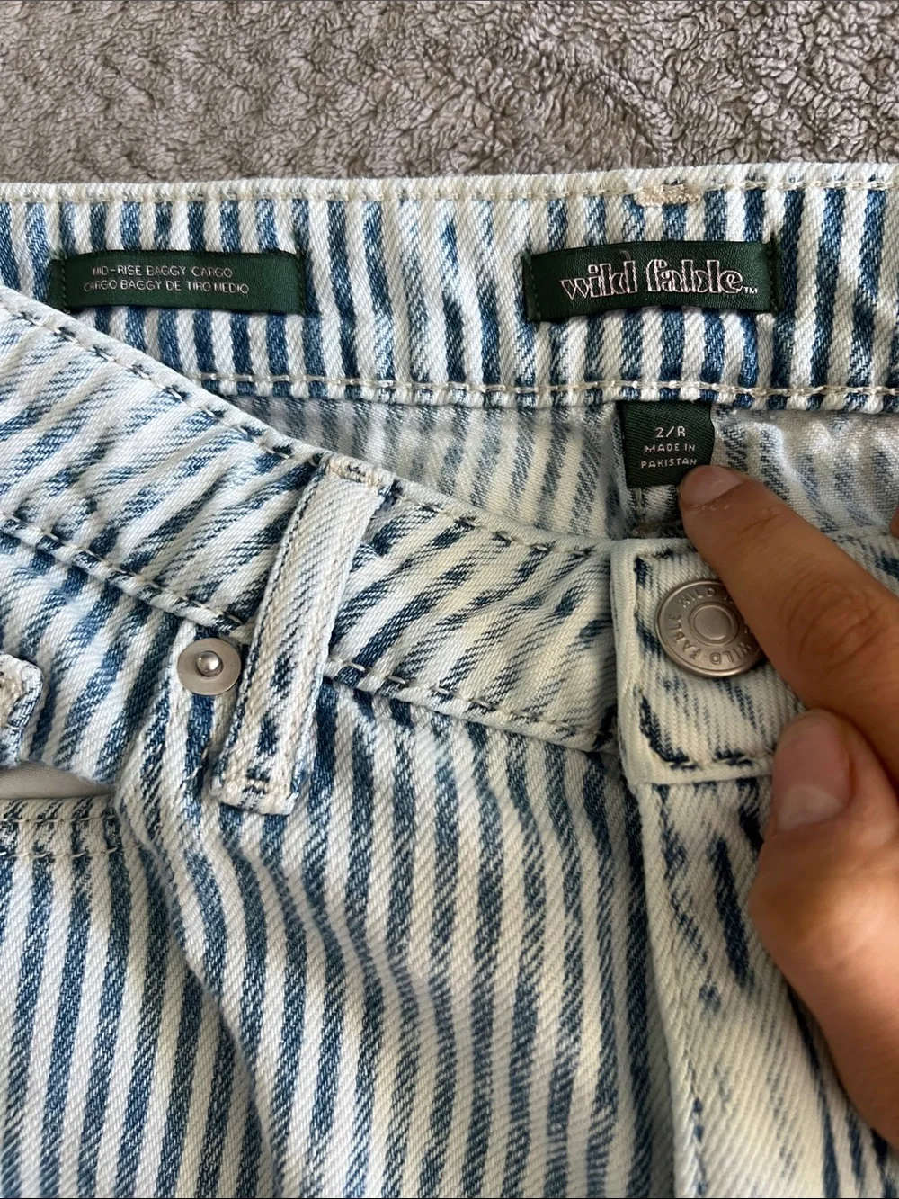 Wild Fable Blue & White Striped Mid Rise Baggy Cargo Jeans Size 2 R